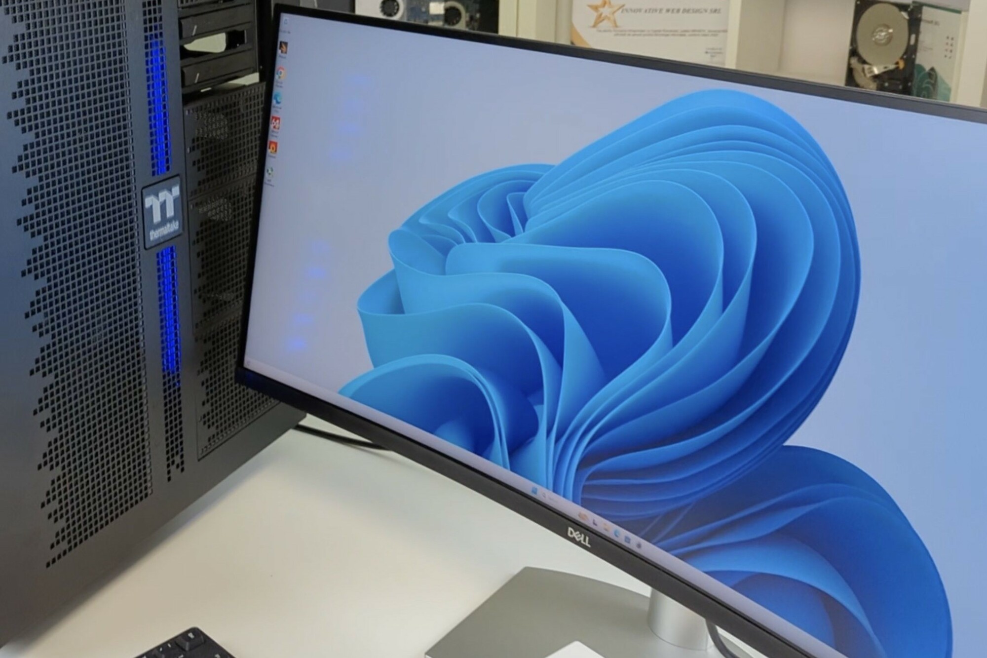 Monitor de 27 pulgadas